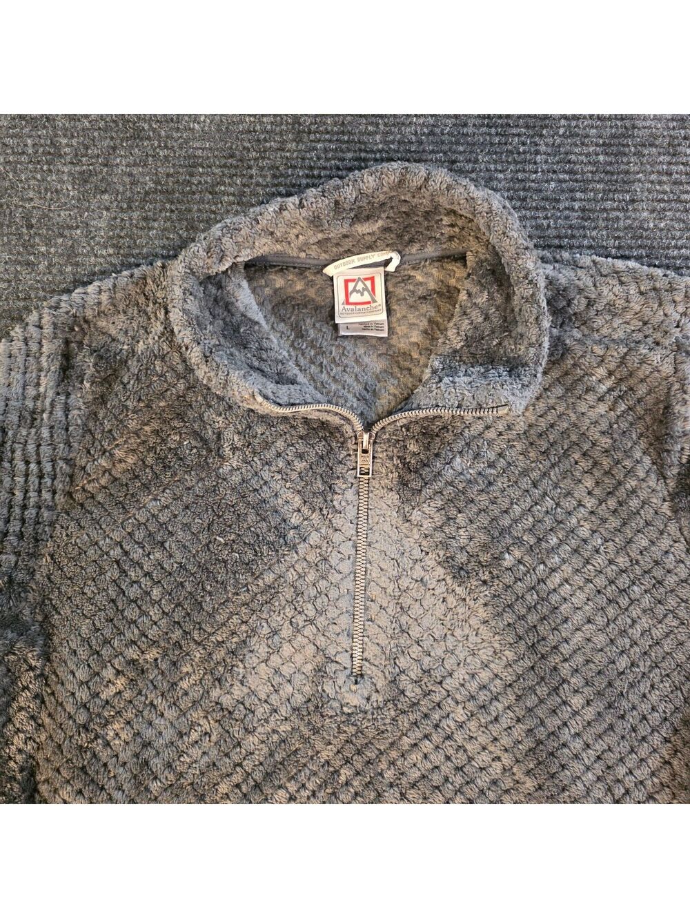 Avalanche Men's Gray Half-Zip Fleece Pullover Size L